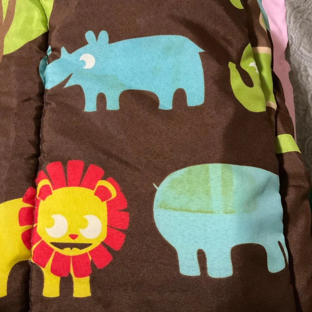 Circo Jungle Safari Animal Print Reversible‎ Comforter Brown Green Lion Giraffe